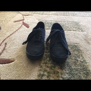 Non-Slip Black Shoes